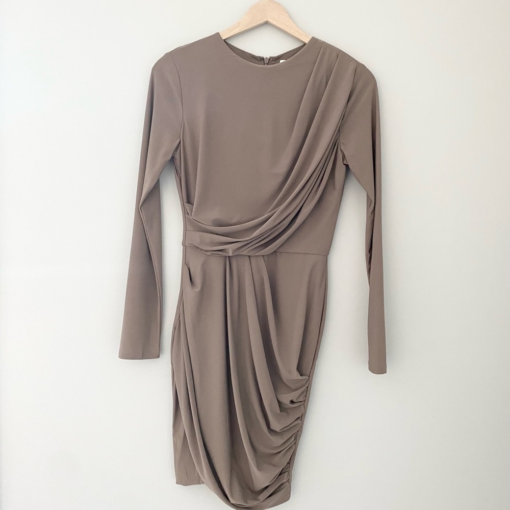 ASTR The Label Ruched Dress